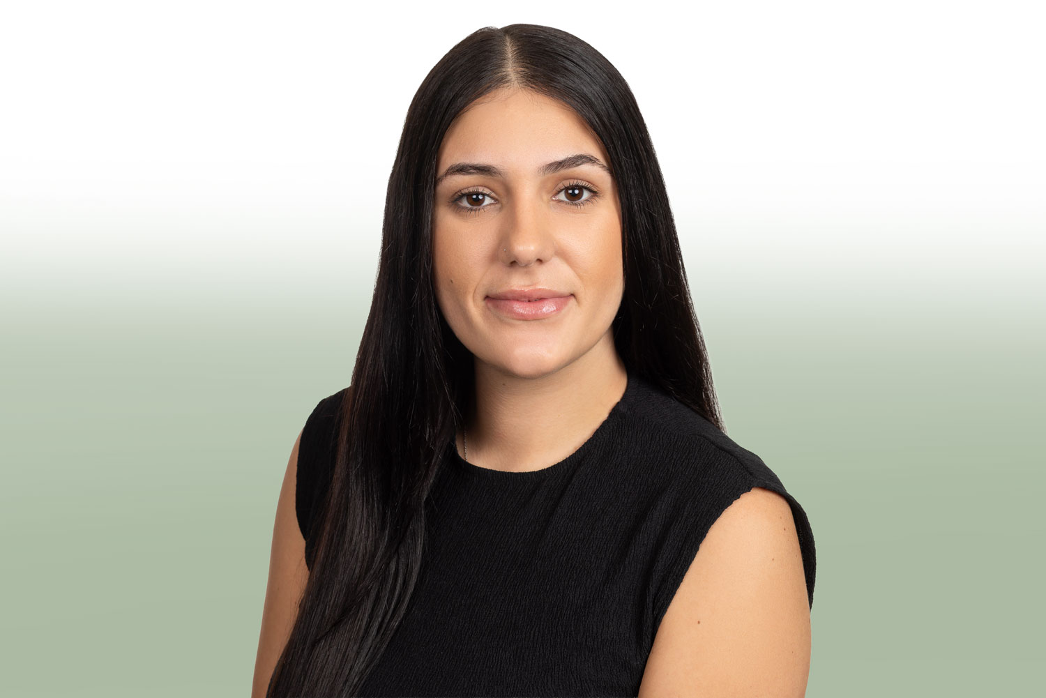 Alexandra-Ferreira-My-Home-Care-2025-green-geotagged Alexandra Fereira My Home Care Jersey